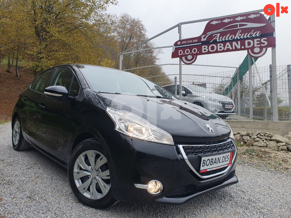 Peugeot 208 1.2/60KW*2014god*NAVIGACIJA*KLIMA