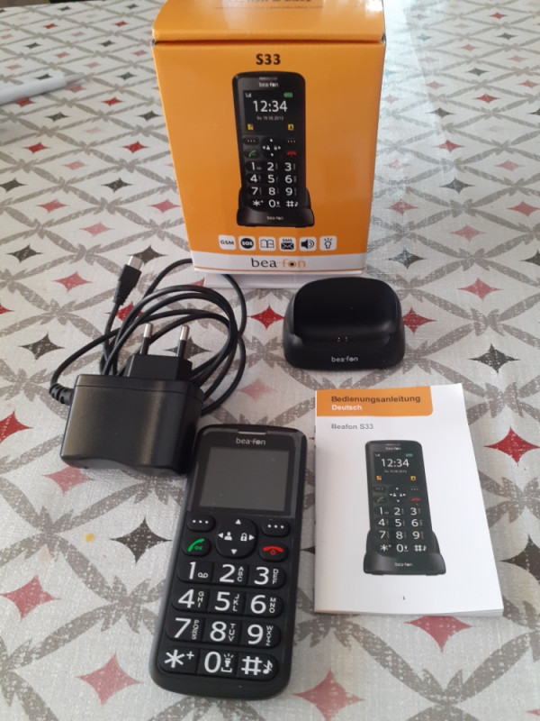 Mobitel Bea fon  S 33