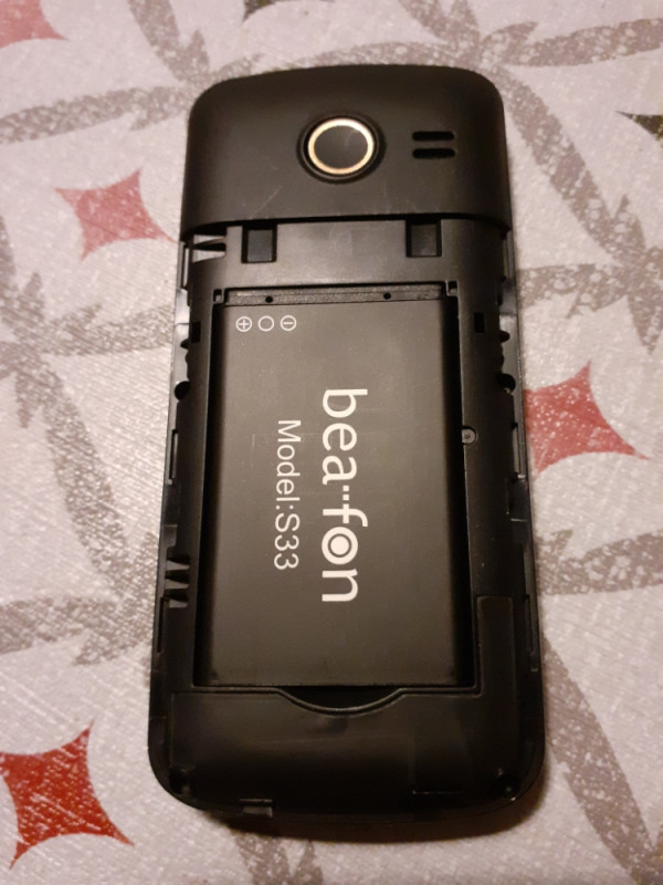 Mobitel Bea fon  S 33