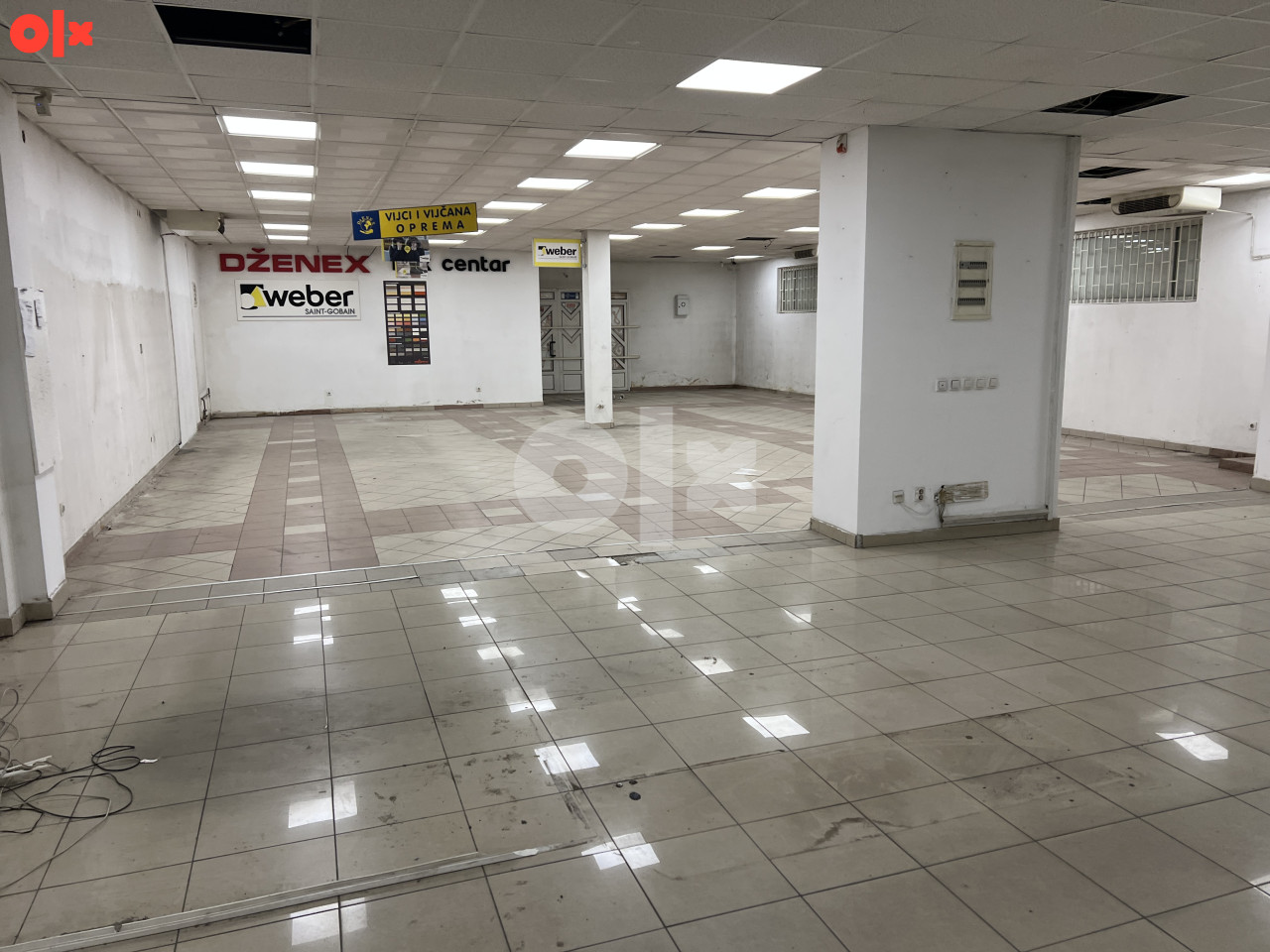 Tržni centar Lukavac 2.035 m2 16