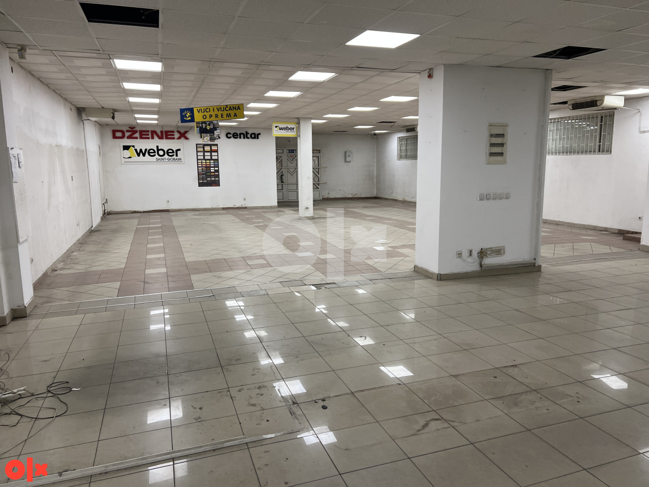 Poslovni prostor 180 m2 Lukavac