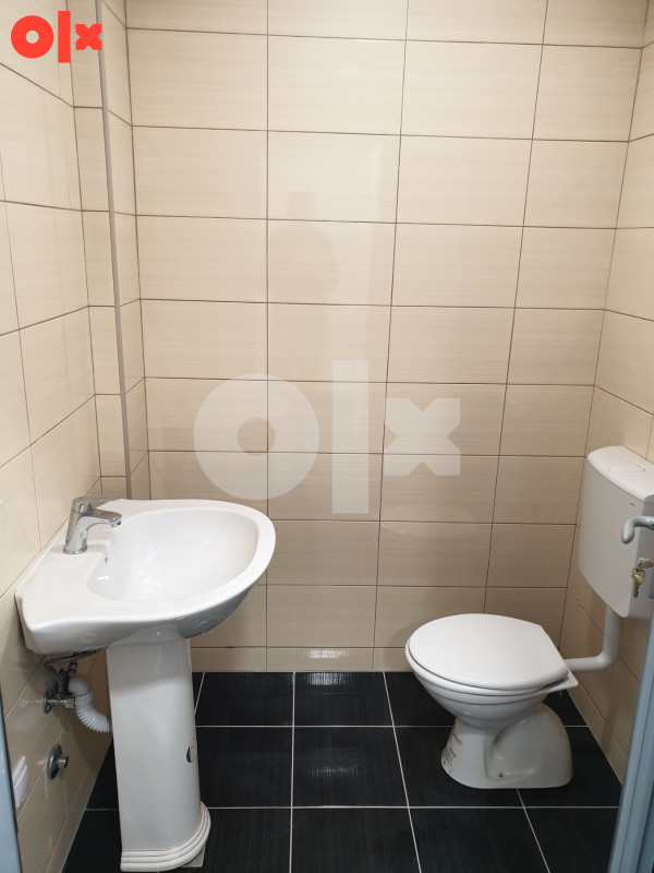 Poslovni prostor 205m2 pogodan za ordinaciju ili polikliniku 2