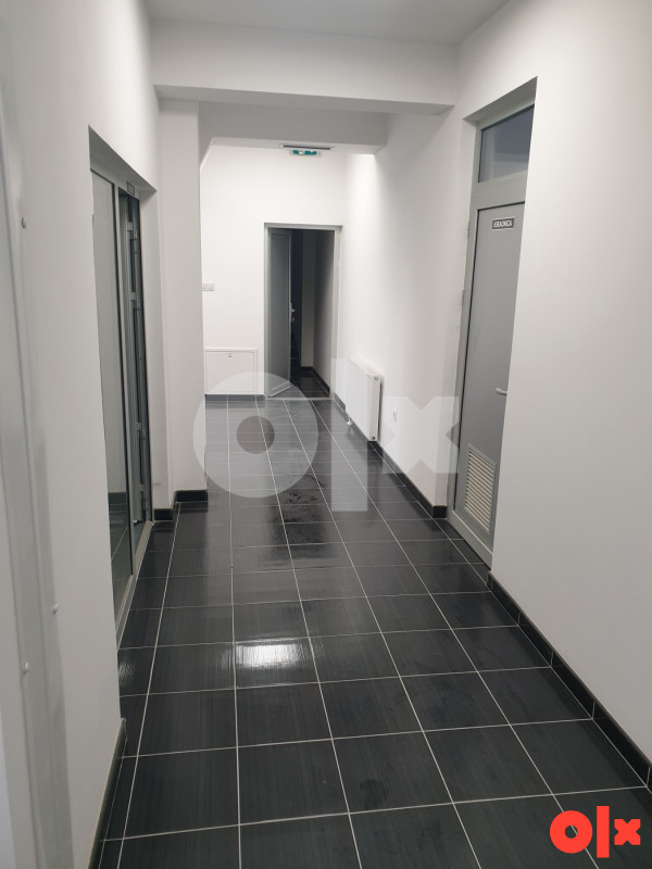 Poslovni prostor 205m2 pogodan za ordinaciju ili polikliniku 10