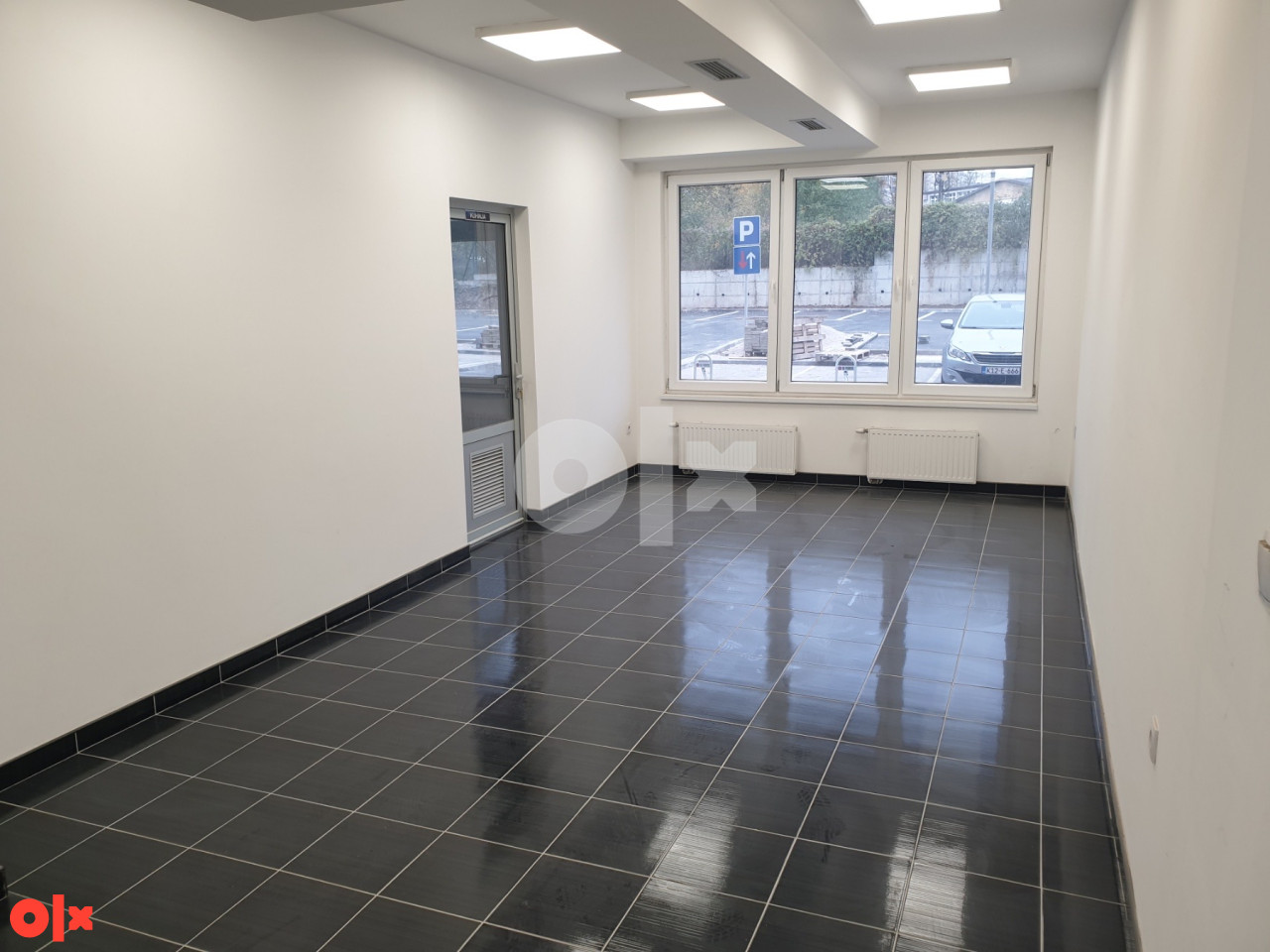 Poslovni prostor 205m2 pogodan za ordinaciju ili polikliniku 17