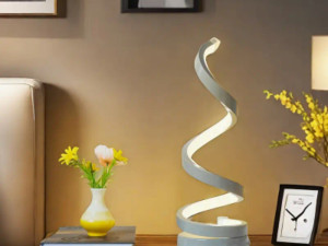 Stolna lampa spirala LED