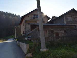 Kuća trospratnica u naselju Luke - Fojnica photo 2
