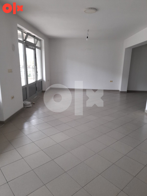 Poslovni prostor Velika Kladuša 150m2 3
