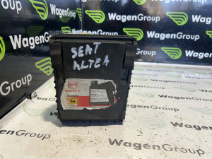 Kućište osigurača Seat Altea (fotografija 2)
