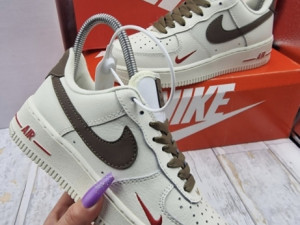 PATIKE NIKE AIR FORCE