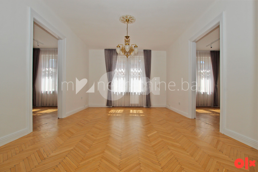 m2: Ferhadija / petosoban salonski stan 170m2 / 3. sp