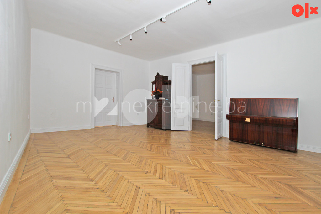 m2: Ferhadija / petosoban salonski stan 170m2 / 3. sp 6