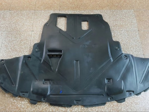 Alfa romeo 159 zastita plastika motora benzin original