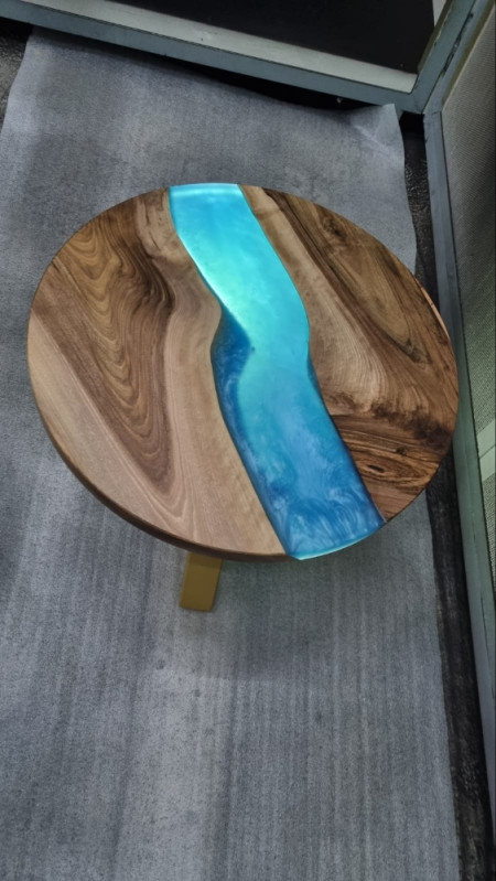 Side table epoxy - club - klub sto