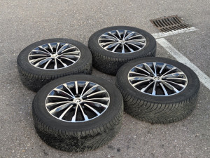 Original Felge i Zimske Gume Skoda VW Audi 5x112 18 235/55 Nokian