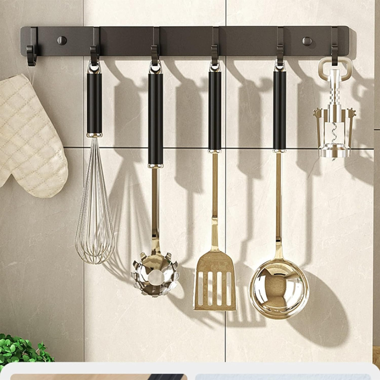 LOFT aluminijumske vješalice sa 6 kukica Crne