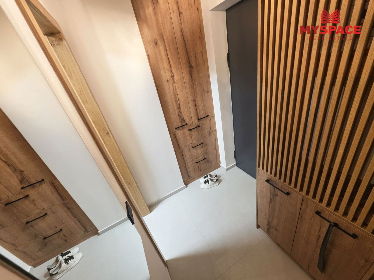 MY SPACE/ Apartman/ Bjelasnica/ NAMJESTEN/ 54 m2 15