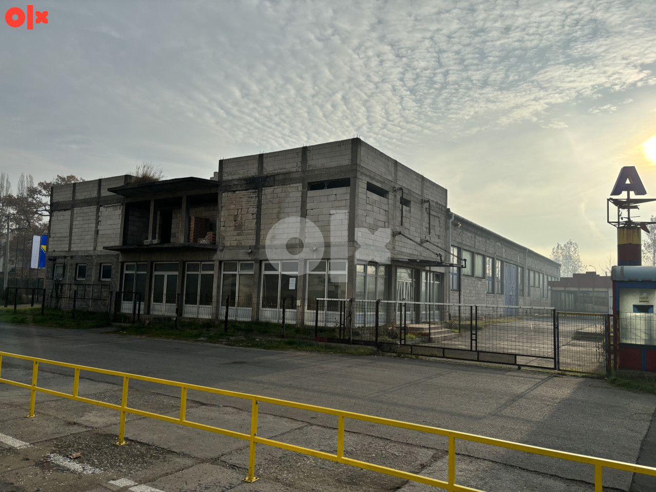 Skladišta i hale Lukavac 1050m2 2