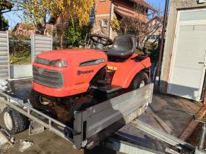 Traktor kosilica husqvarna