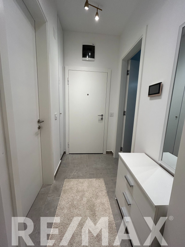 Moderan stan za najam Banja Luka 46m2 11