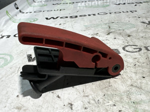 Rucica otvaranja haube Mercedes W204 (fotografija 1)