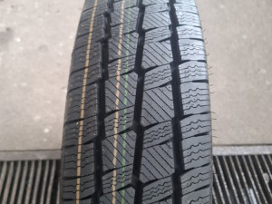 Gume 215/75r16c zimske 215/75 r16c m+s 215 75 16c