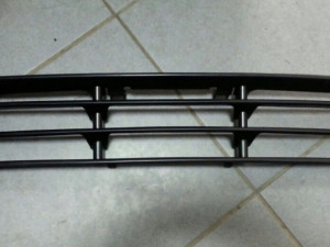 Golf 4 resetka branika orginal 062/100-736
