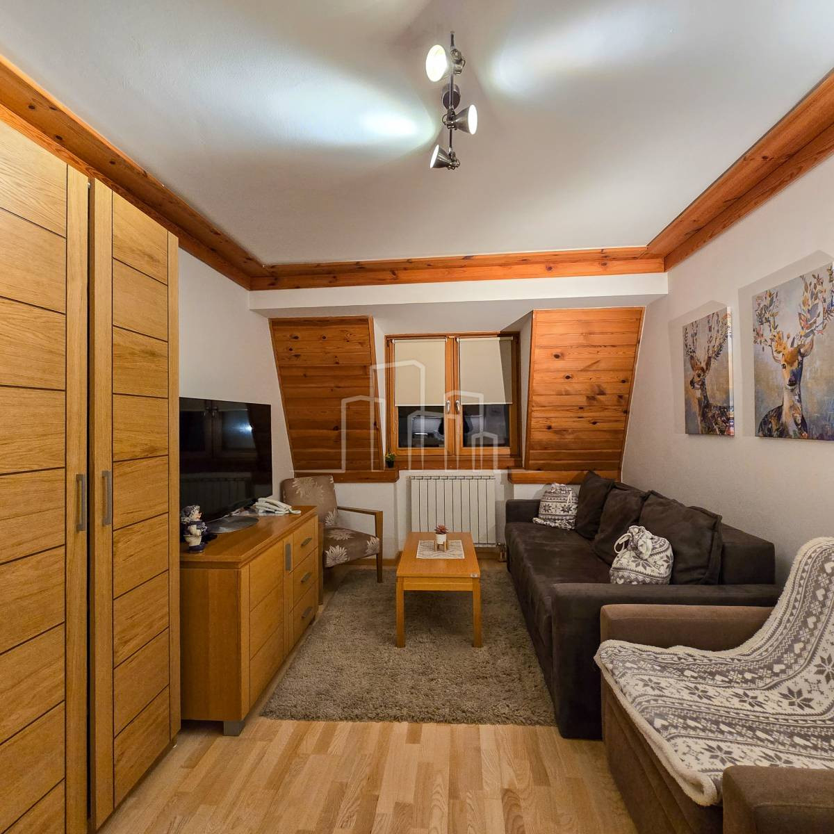 Opremljen apartman 50m2 Hotel Vučko Jahorina 3