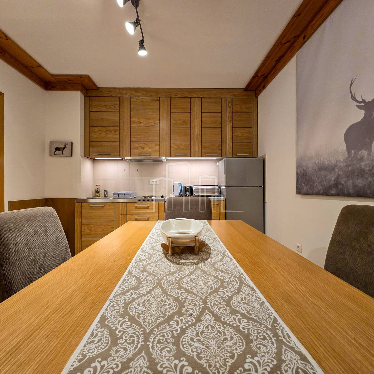 Opremljen apartman 50m2 Hotel Vučko Jahorina 9