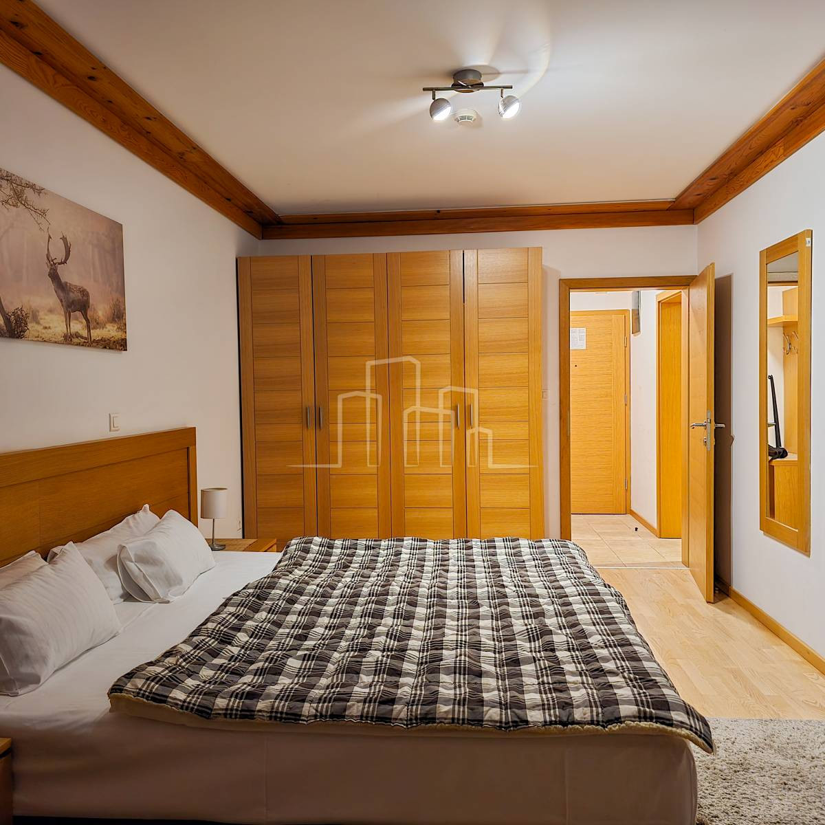 Opremljen apartman 50m2 Hotel Vučko Jahorina 15