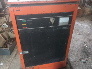 Punjac akumulatora za viljuskare i ostalo do 60 A