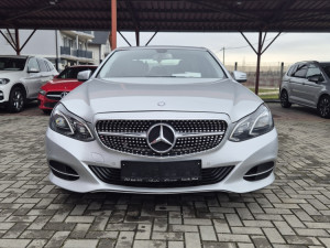 Merc-Benz E 220 cdi 4 matic.Led..navi..koza 220 ks