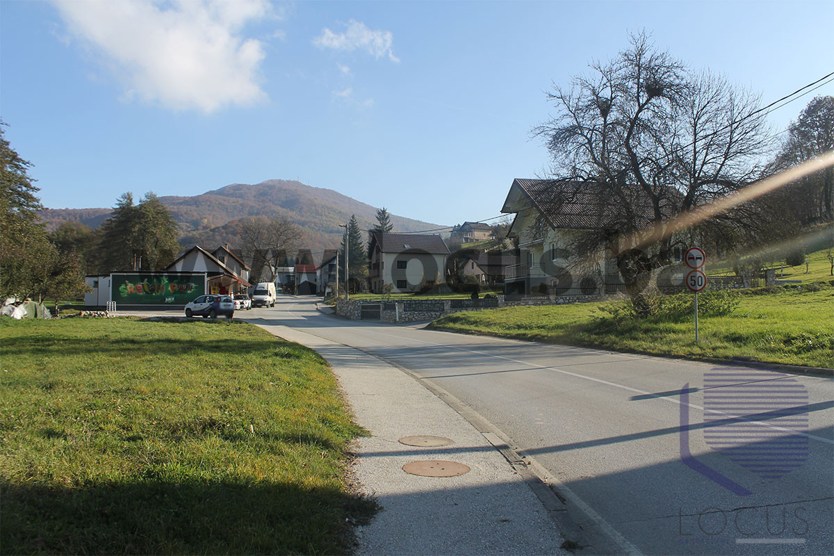 LOCUS prodaje: Kuća na parceli 5.494m2, Kreševo 19