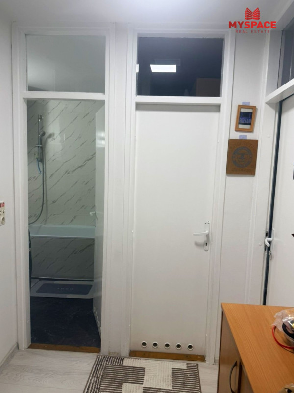 MY SPACE/ Stan/ Alipasino polje/ RENOVIRAN/ 72(77) m2 14
