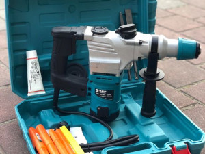 UDARNA BUŠILICA STRAUS AUSTRIA 2000 W  HILTI