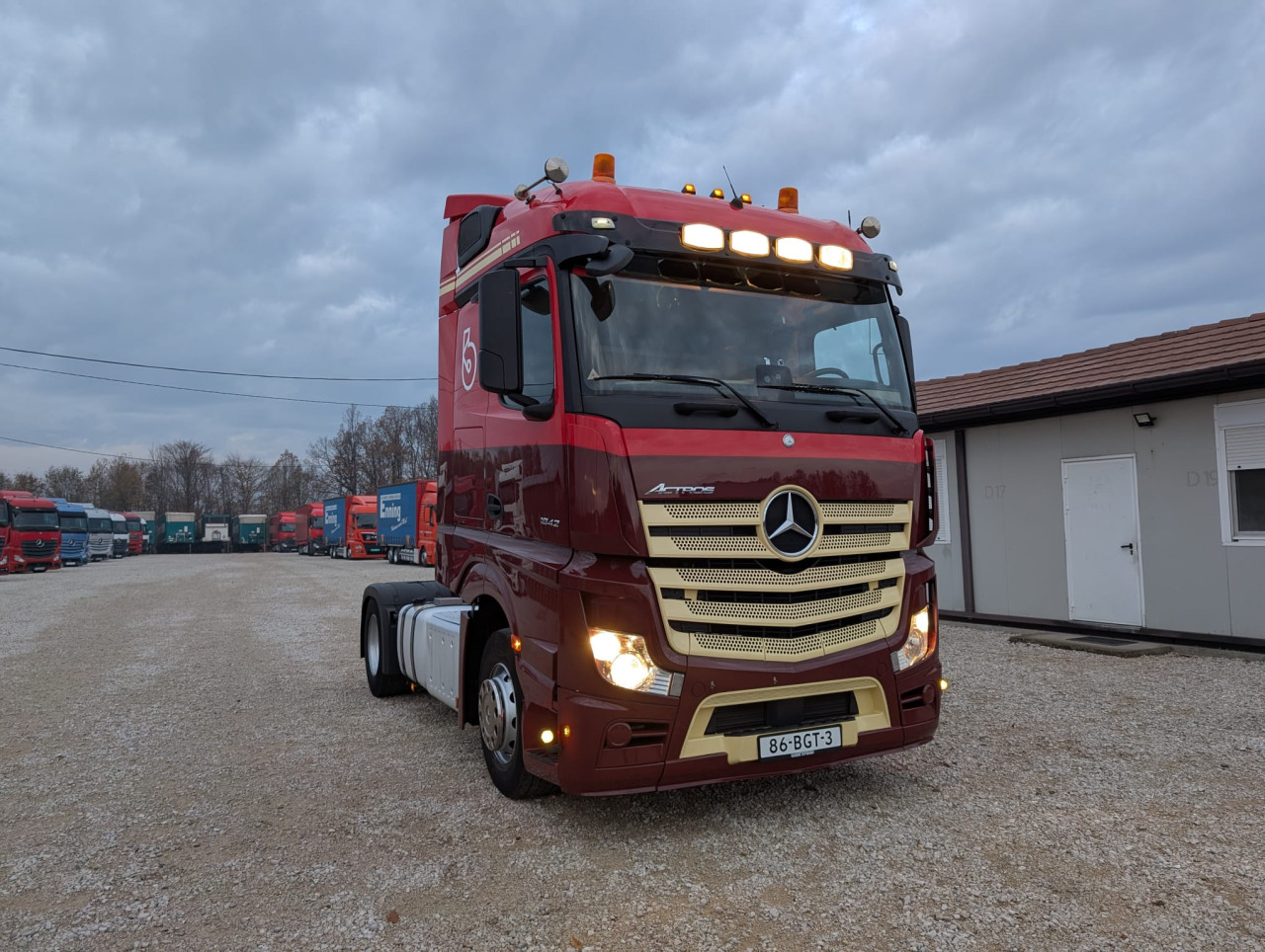 KAMION MERC.1842 SA 640 TKM. 2016.GOD.STANDARD