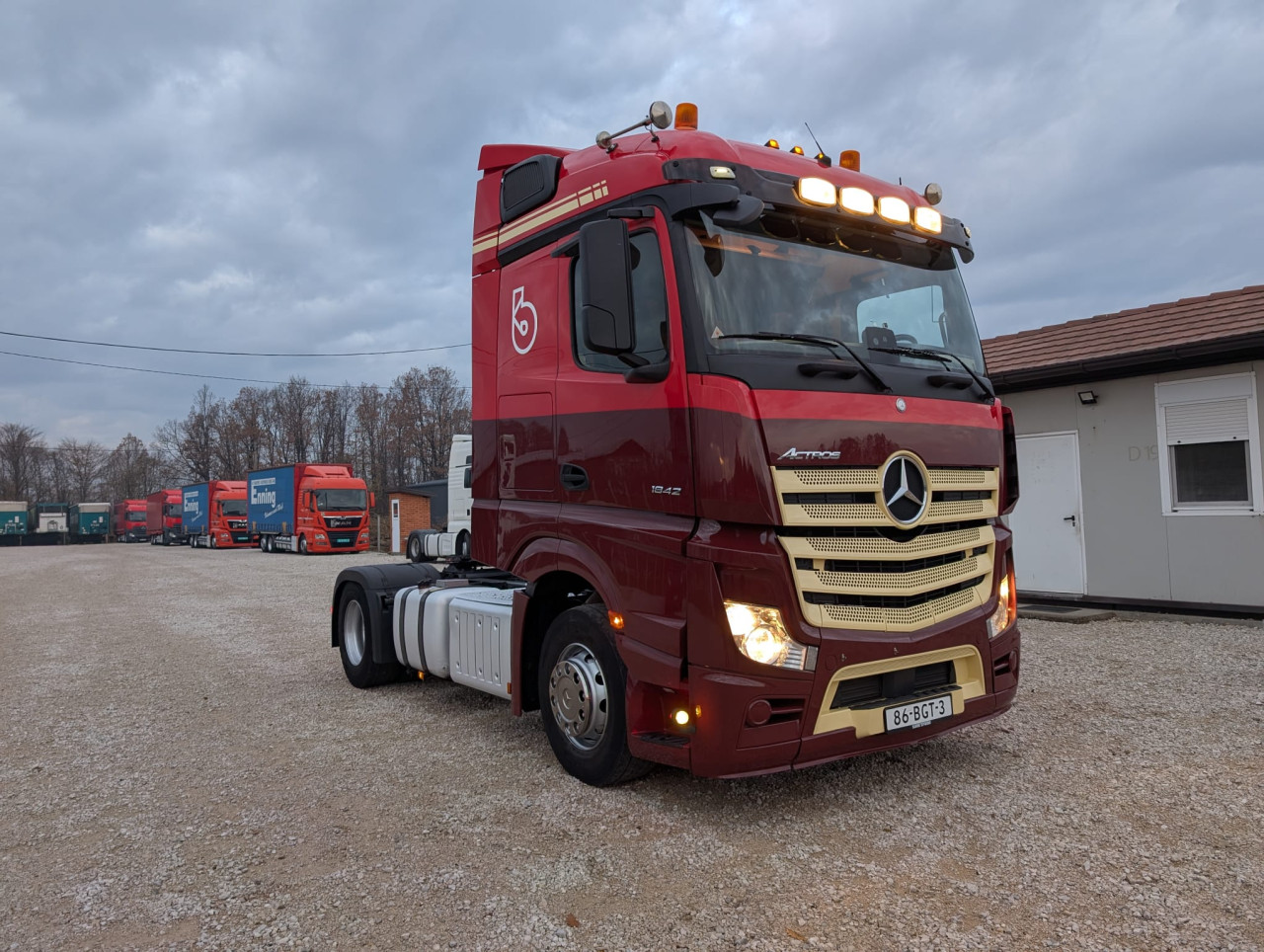 KAMION MERC.1842 SA 640 TKM. 2016.GOD.STANDARD