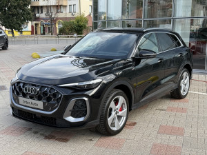 Audi Q5 TDI quattro S tronic Sline 2025  NOVI MODEL
