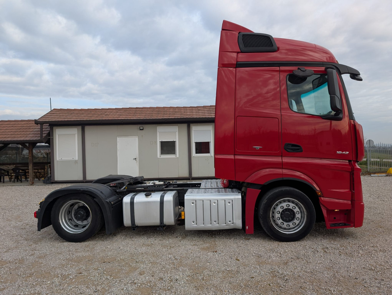 KAMION MERCEDES ACTROS 1842 ERO 6.GOD.2016.