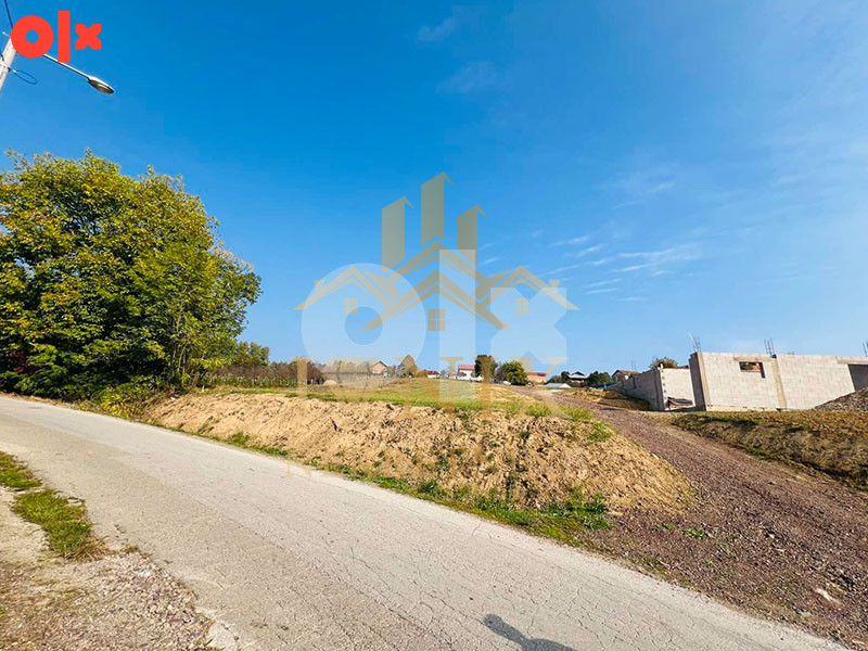PRODAJA tri građevinska placa Tunjice Banja 649m2 647 m2 649 m2