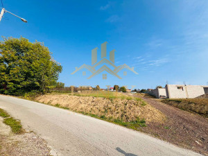 PRODAJA tri građevinska placa Tunjice Banja 649m2 647 m2 649 m2