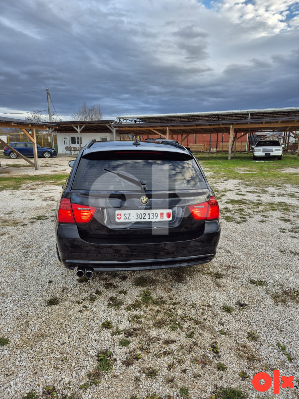 BMW 330 XDRIVE  2011 UVOZ CH