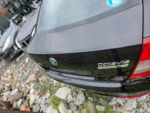 GEPEK VRATA SKODA OKTAVIA 2012 GOD