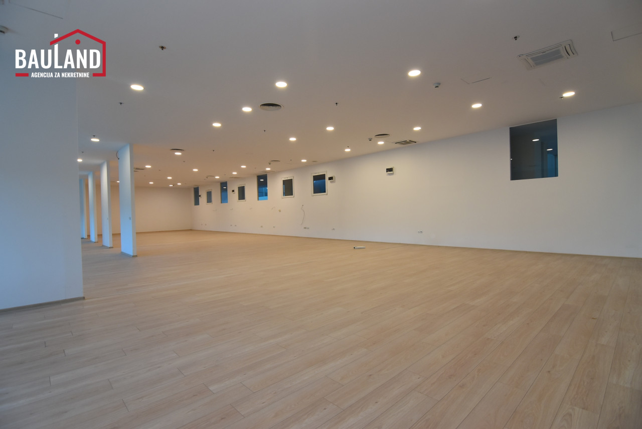 Poslovni prostor-kancelarija, 332m2 / Avaz Twist Tower 3