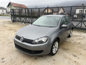 Golf 6 2010 Prednji branik maska farovi