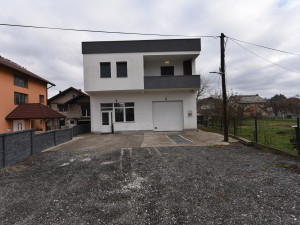 SREBRENIK TINJA KUCA + POSLOVNI PROSTOR ( Tuzla -Srebrenik ) photo 4