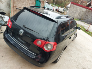 Passat 6 2.0 tdi 81 kw 2009 god bih papiri - dijelovi