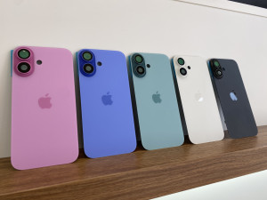 STAKLO ZADNJI POKLOPAC IPHONE 16