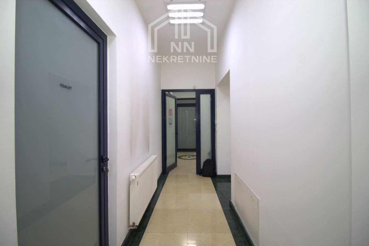 NN Nekretnine : Poslovni prostor 145m2 - Centar - Trampina 6
