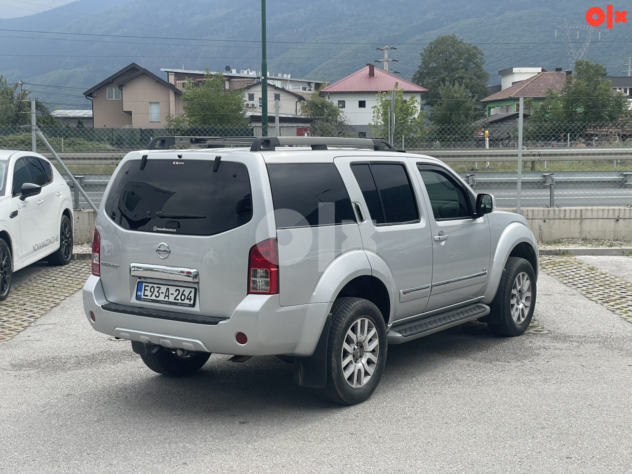 Nissan Pathfinder V6 4X4 Automatik 2014
