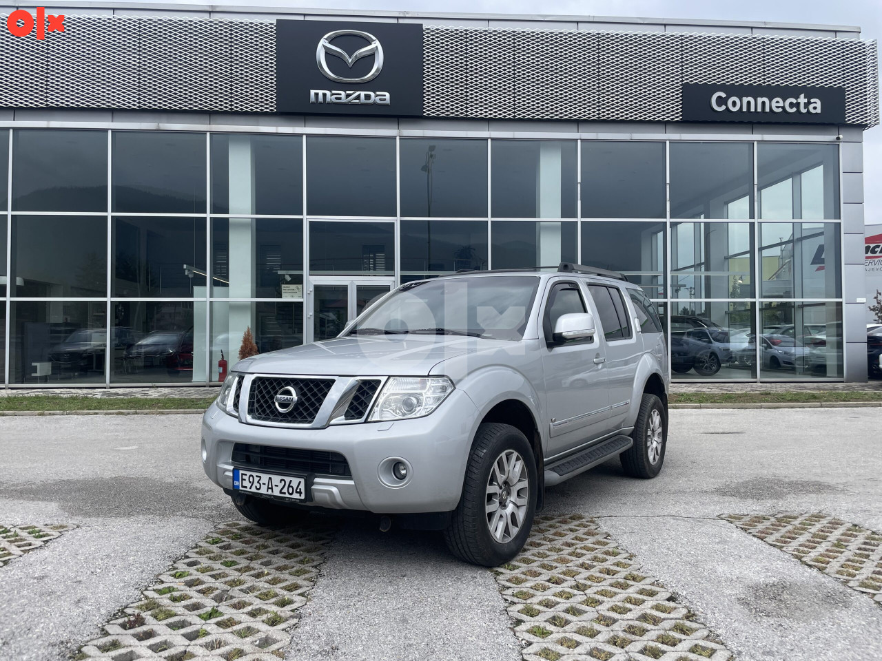 Nissan Pathfinder V6 4X4 Automatik 2014